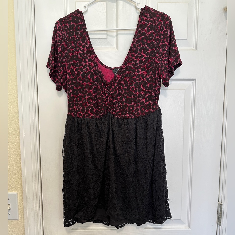 NWOT NBW Torrid Cheetah Print and Lace Babydoll Shirt